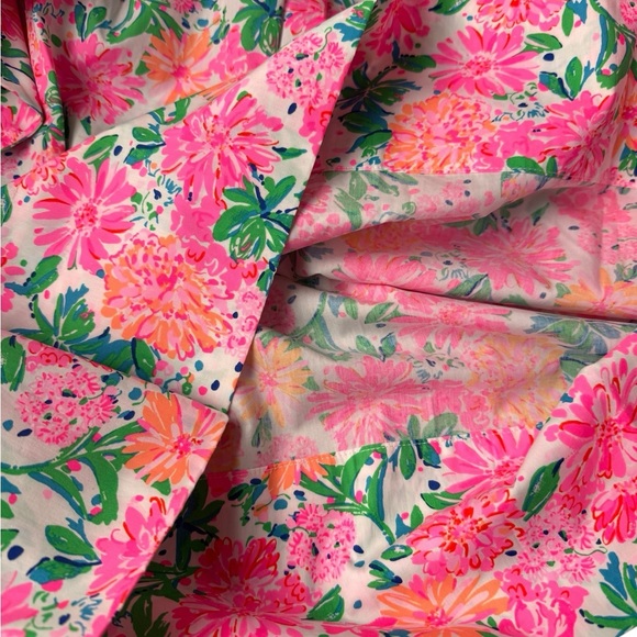 Lilly Pulitzer Vibrant Pink and Green Floral Blouse - Picture 5 of 7
